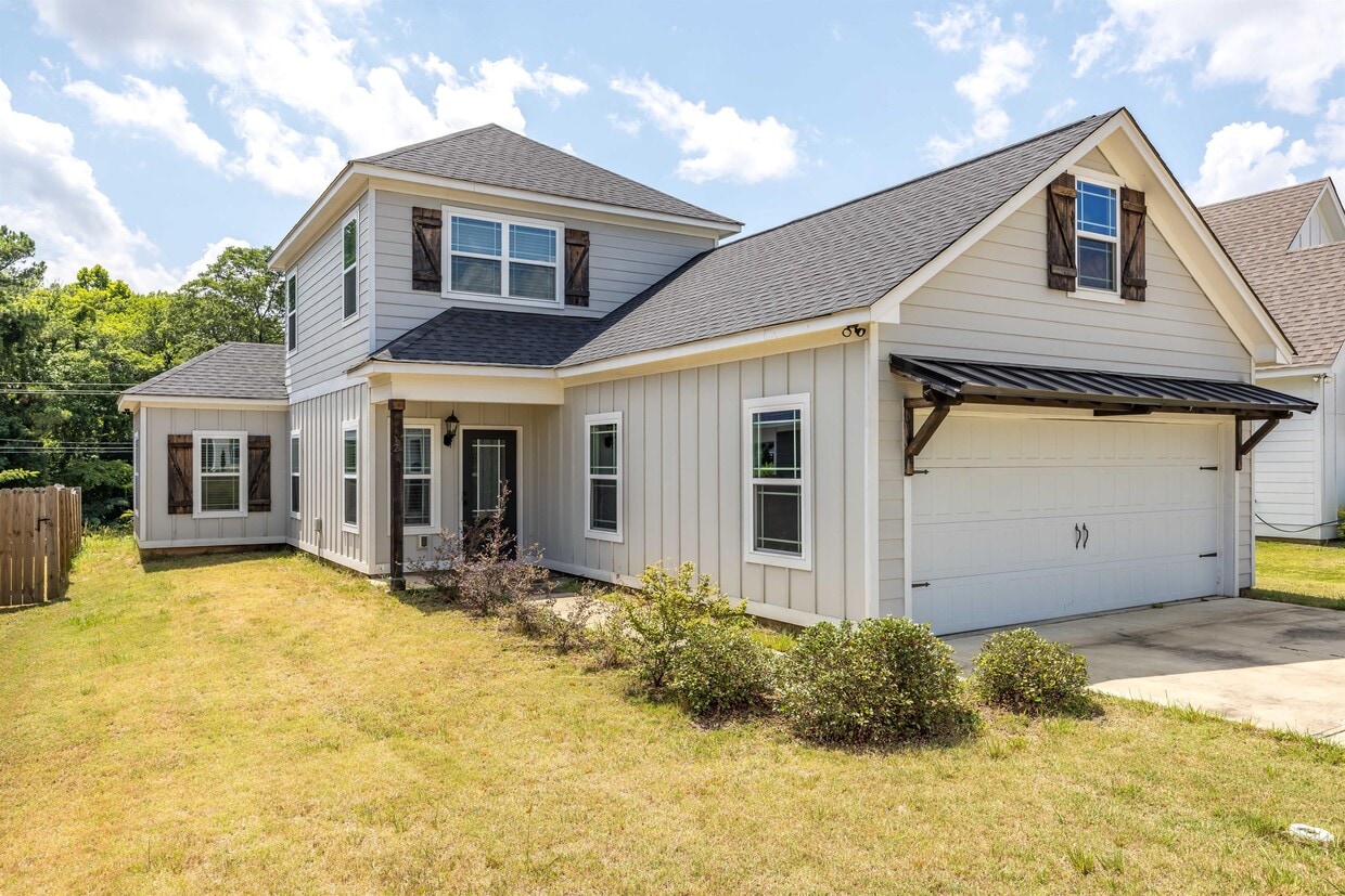 24 Vineyard Dr, Phenix City, AL 36869 House Rental in Phenix City, AL