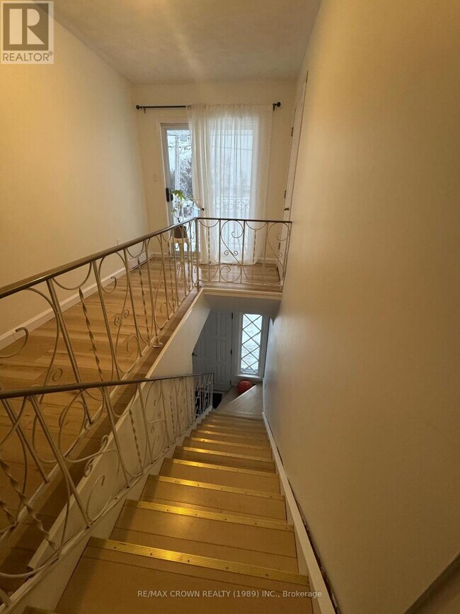 Photo du bâtiment - 652 Scollard St