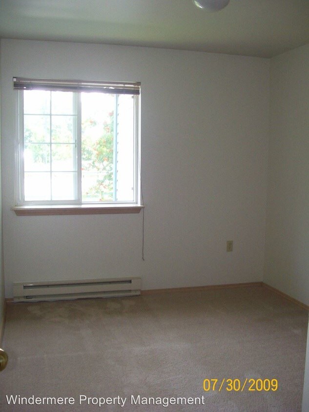 Foto del edificio - 500-1306 Birchwood Ave
