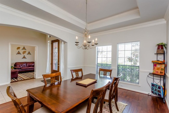 Foto del edificio - 6706 Ashworth Dr