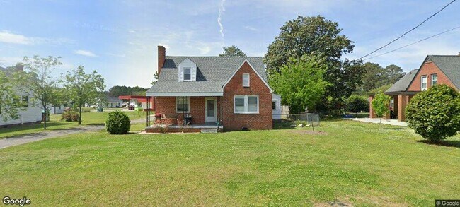 Foto del edificio - 107 N Church St