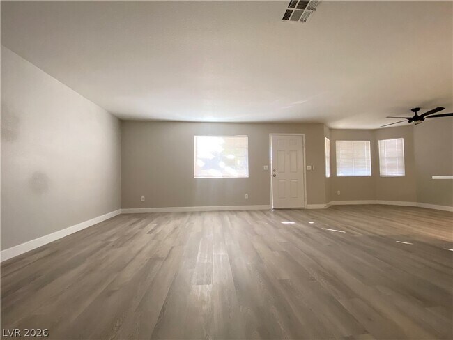 Foto del edificio - 8410 Eldora Ave