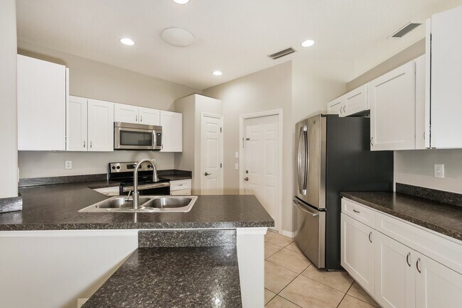 Foto del edificio - 4161 70th St Cir E