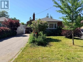 Building Photo - 15 Leahann Dr