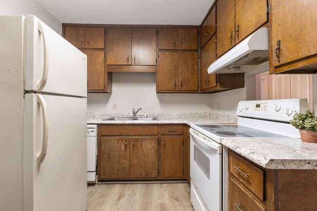 Building Photo - 1956 Nicklaus Dr