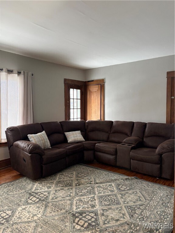 Foto del edificio - 42 Lincoln Blvd