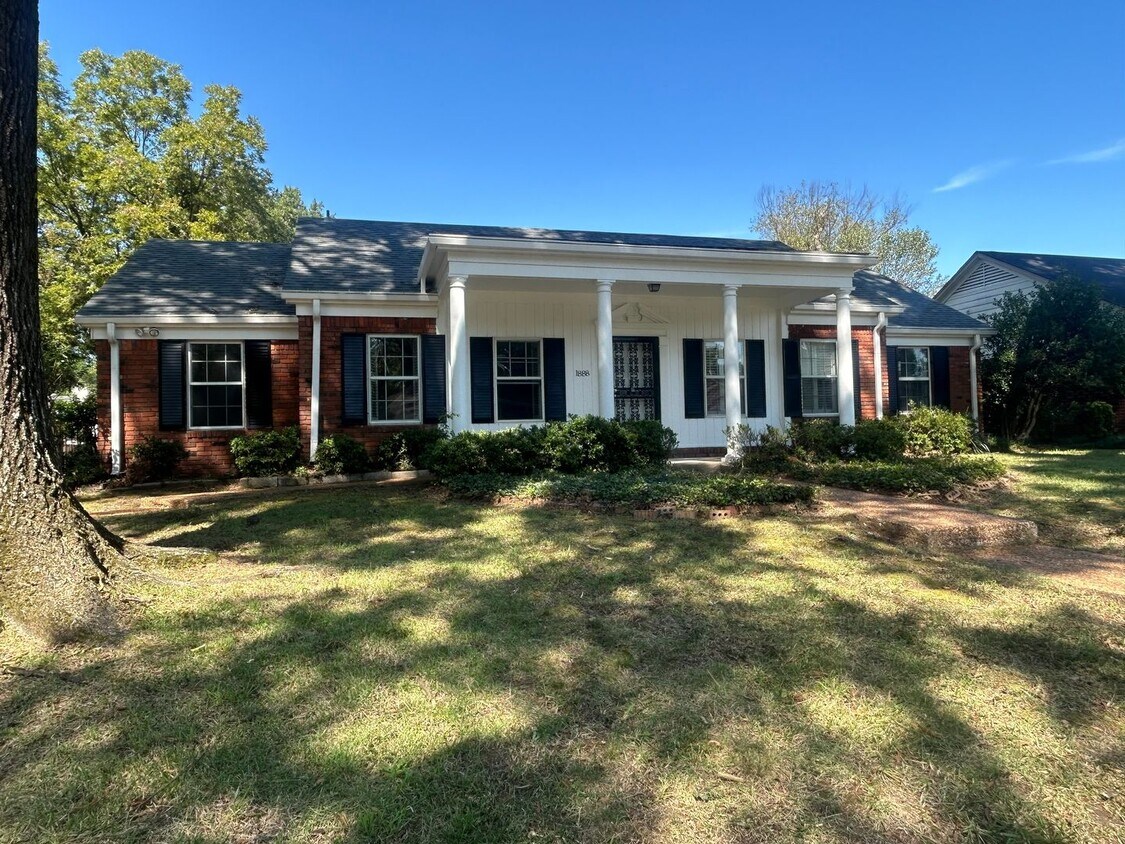 Primary Photo - Ranch Style Home with Gated Parking! Avail...