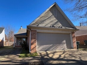 Building Photo - 7706 Iris Cove