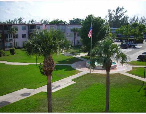 Primary Photo - 4394 NW 9th Ave