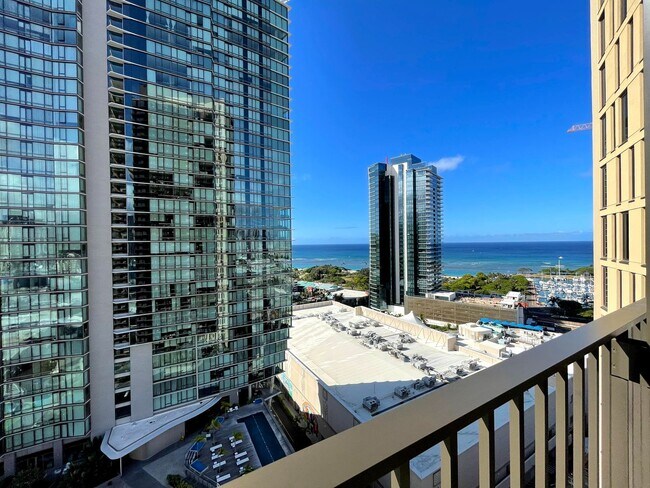 Foto del edificio - Brand new luxury Studio for rent in A'Ali'i