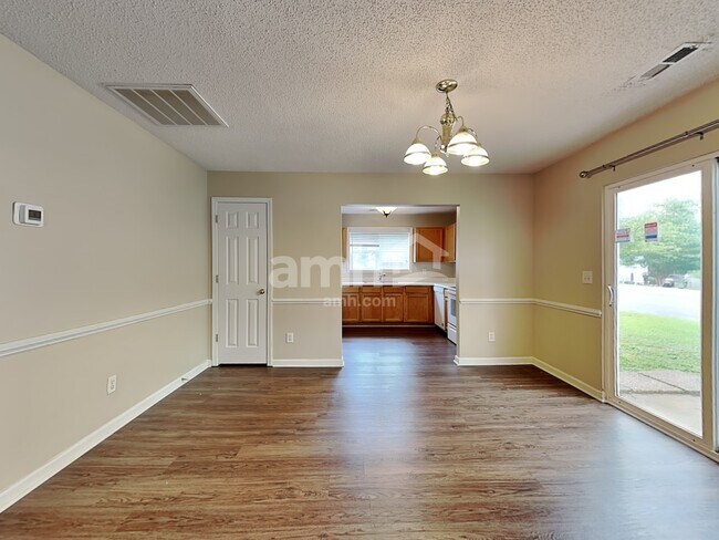 Building Photo - 213 Brenley Ln