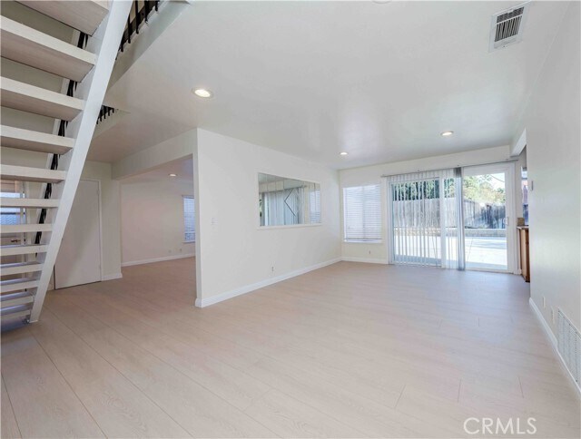 Foto del edificio - 4 Carrol Ave