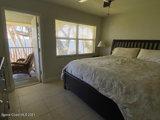 Foto del edificio - 230 Cape Shores Cir