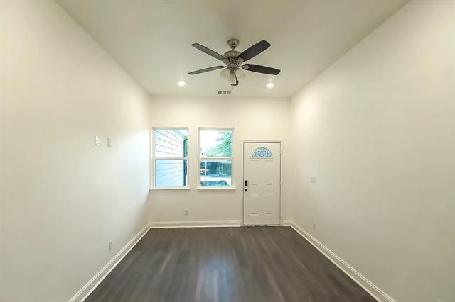 Foto del edificio - 116 Willow Ln