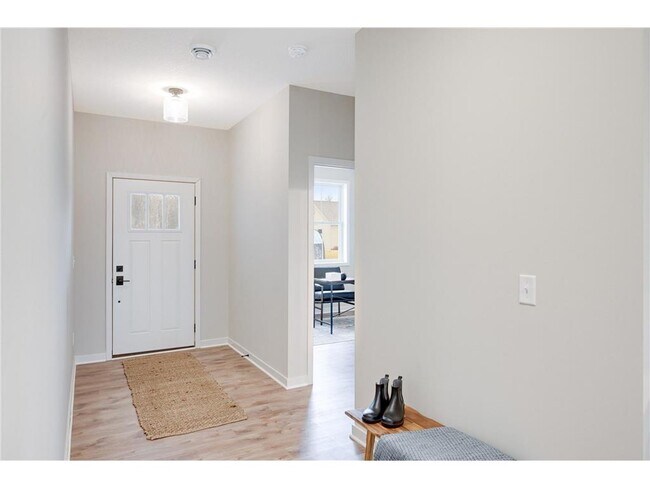 Foto del edificio - 1467 Creekwood Dr