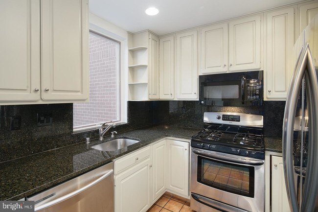 Foto del edificio - 9 Appletree Ct