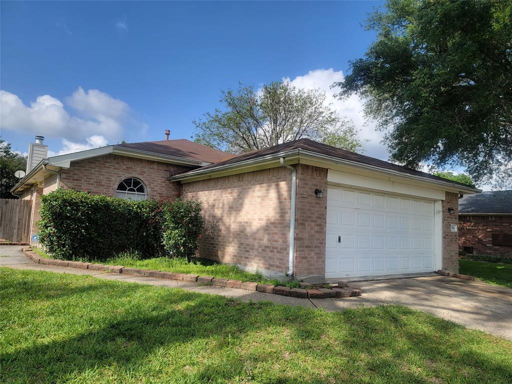 Primary Photo - 17054 Applecross Ln