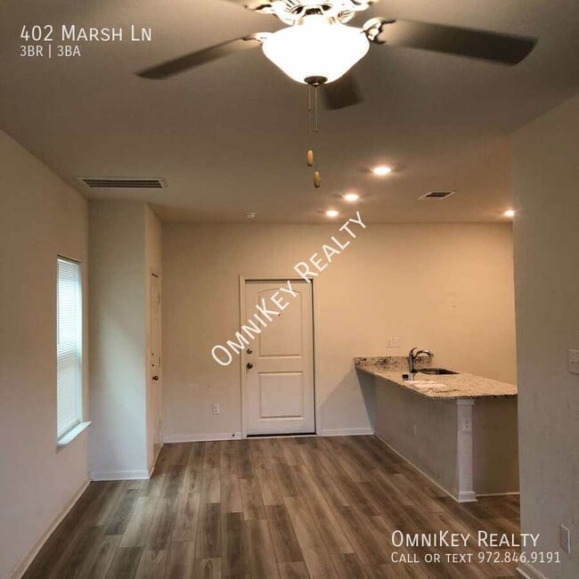 Foto del edificio - 402 Marsh Ln