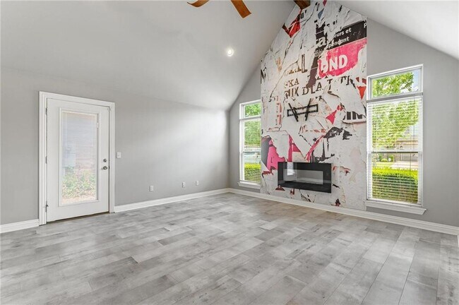 Foto del edificio - 3210 SW Hillstone Ave