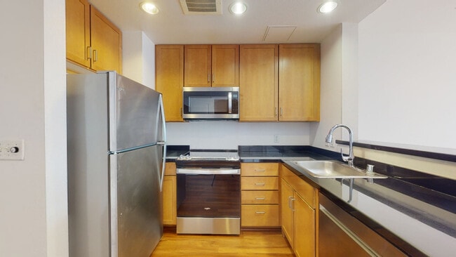Interior Photo - Edgewater