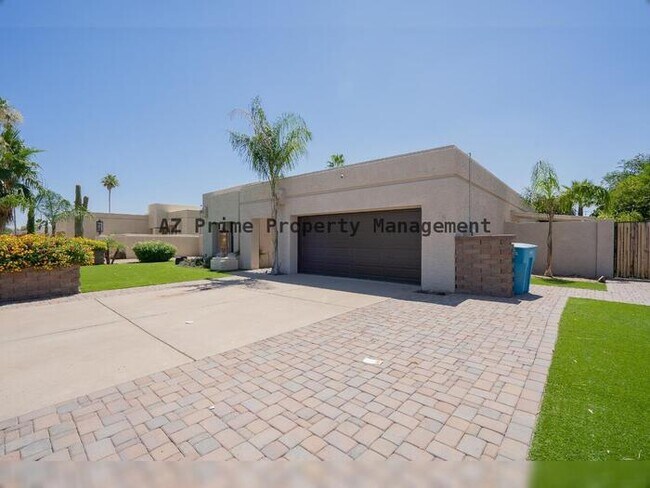 Foto del edificio - 16630 N 67th St