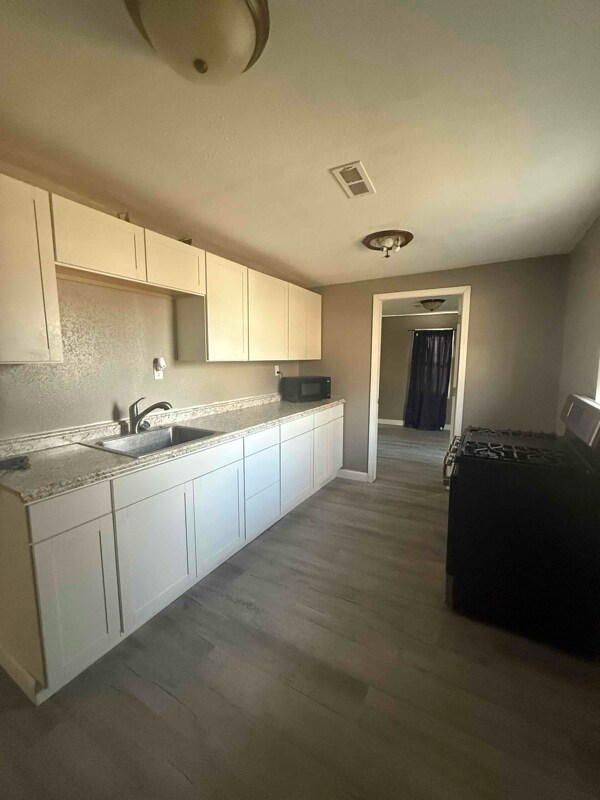 Foto principal - 207 Shields St