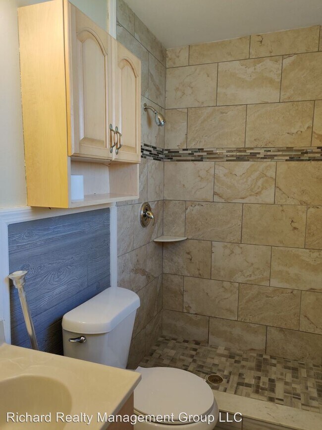 Foto del edificio - 3 br, 2 bath House - 6330 Spanish Oak Dr