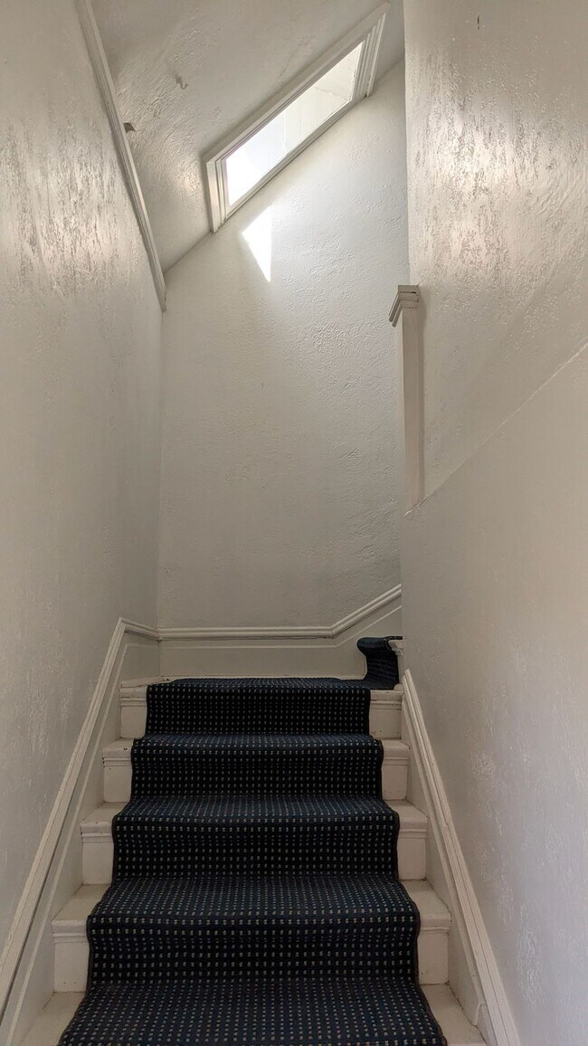 Foto del edificio - 125 H St