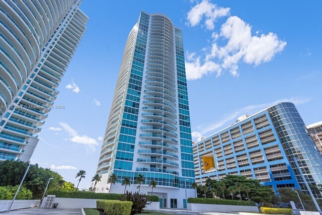 Foto del edificio - 2101 Brickell Ave