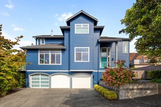 Building Photo - 3422 NW 66th St