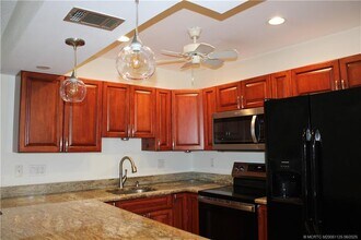 Building Photo - 2600 S Kanner Hwy