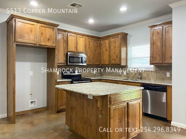 Building Photo - China Spring 4-bedroom