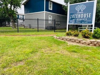 Building Photo - Tree House Apartments