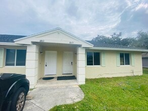 Building Photo - 1661 SE Lennard Rd