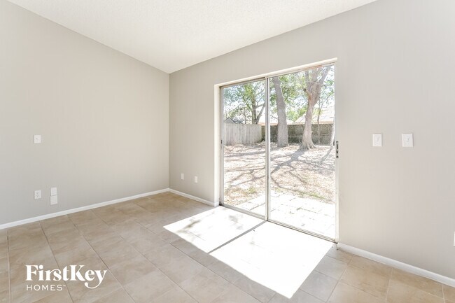 Foto del edificio - 2005 N Parkton Dr