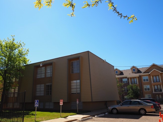 College Pointe Apartments Apartments Lubbock, TX