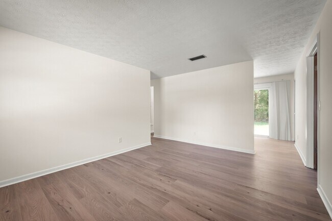 Foto del edificio - 11057 Bluehill Dr