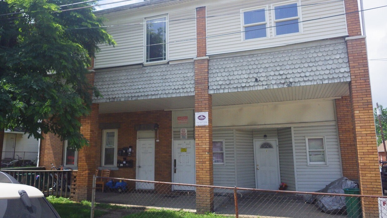 699 Olive Lane, Unit 15 Apartment for Rent in Ambridge, PA