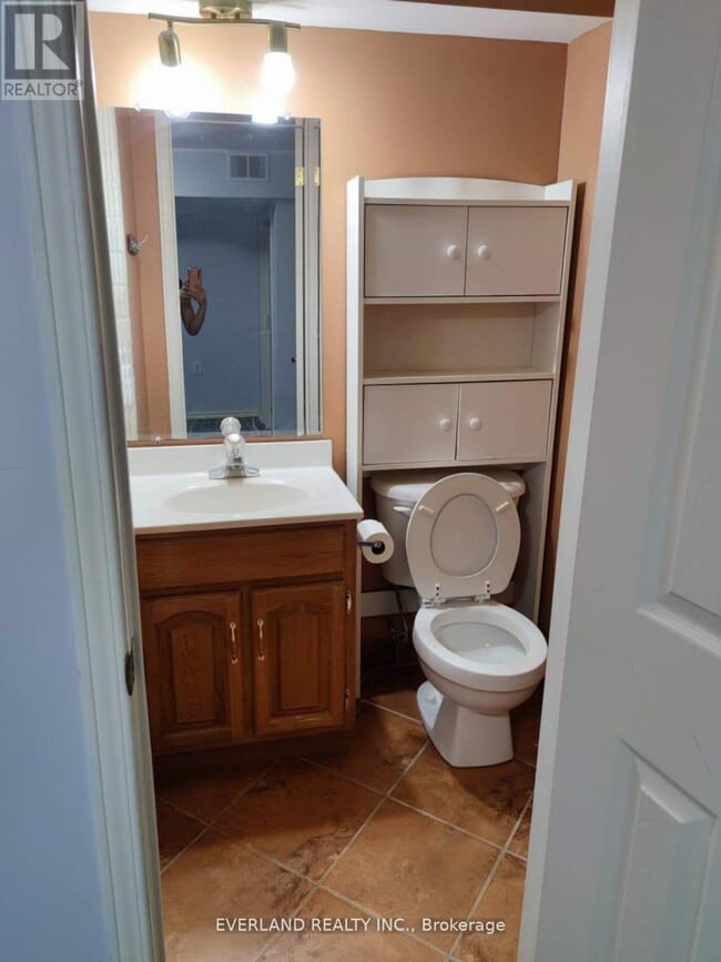 Building Photo - 37 Belvia Dr