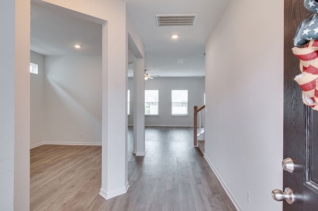 Building Photo - 5020 Bridgemore Blvd