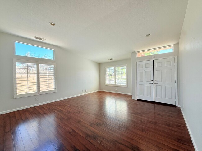 Foto del edificio - AVAILABLE NOW !! 4 Bedroom 2 Bathroom Home in La Quinta