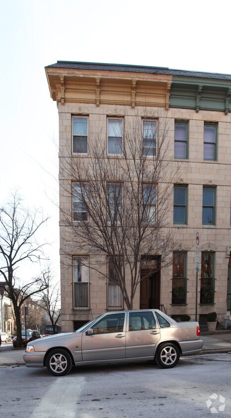 Building Photo - 133 W Lanvale St