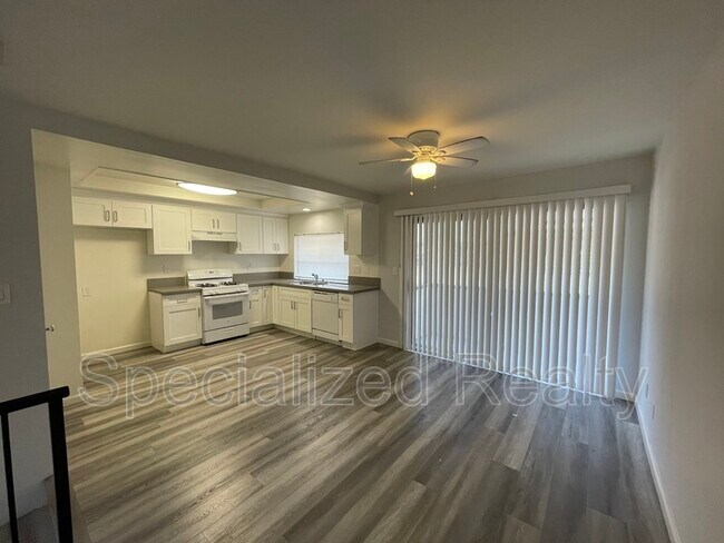 Foto del edificio - 13901 Sayre St