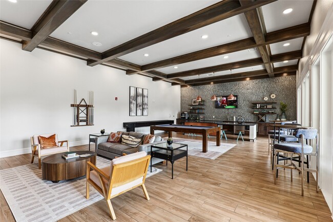 Foto del edificio - 14100 Will Clayton Pkwy