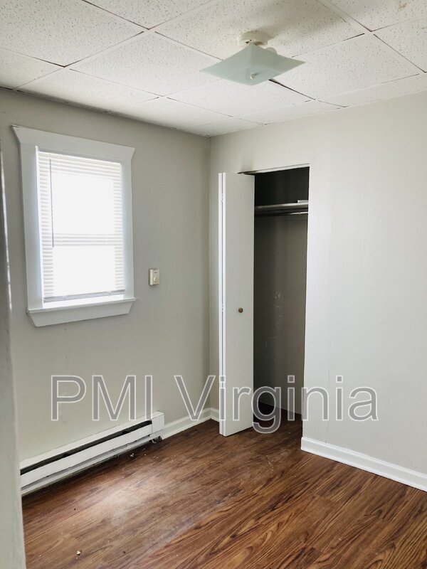 Foto del edificio - 4802 Norvella Ave