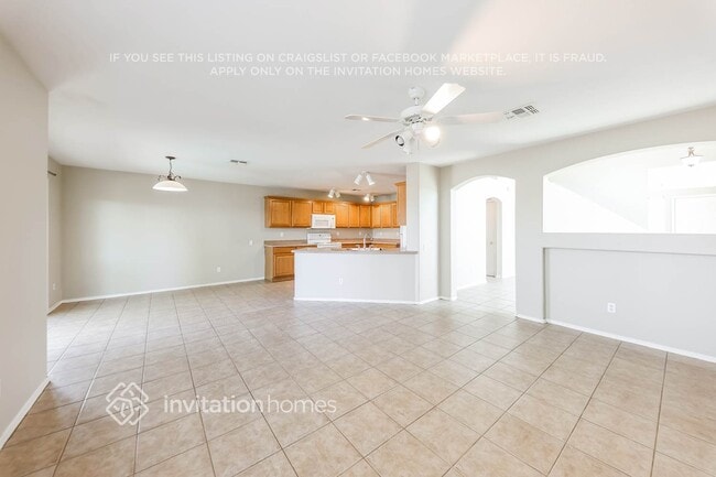 Building Photo - 3128 N 130th Ln