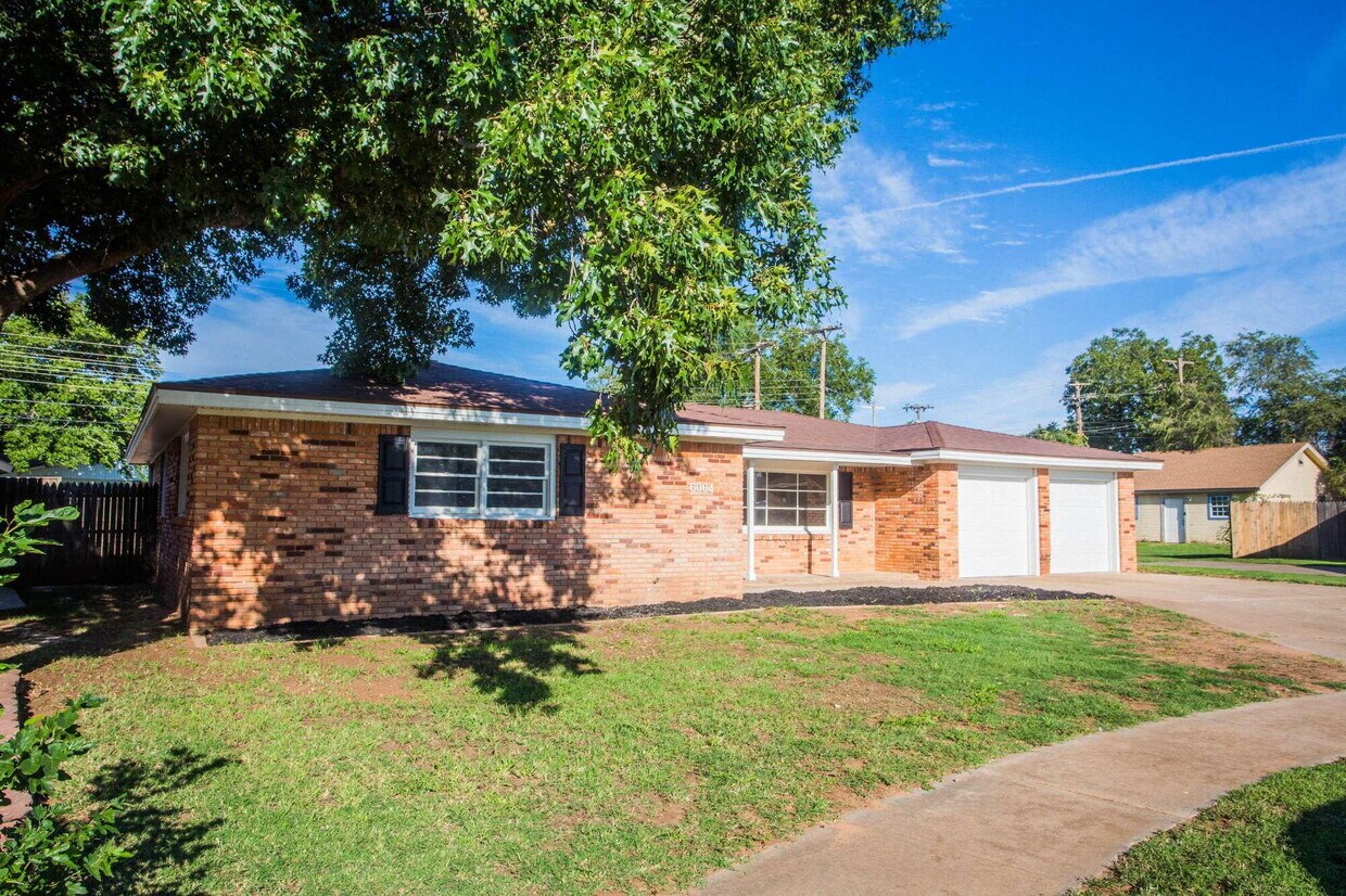 Foto principal - 6004 Vernon Ave