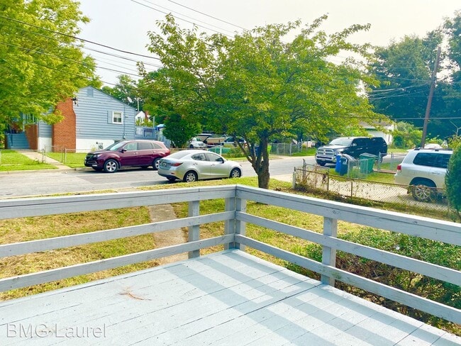 Foto del edificio - 3 br, 1 bath House - 5303 Quintana Street