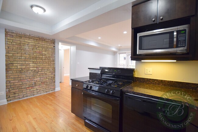 Foto del edificio - 7730 N Ashland Ave