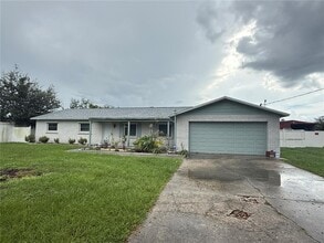 Building Photo - 6202 Brandon Cir
